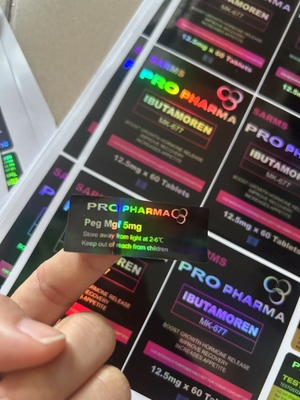 클로미드 50mg 맞춤형 플라스틱 병 라벨, 검정색 배경 레이저 단어 인쇄 바이알 라벨